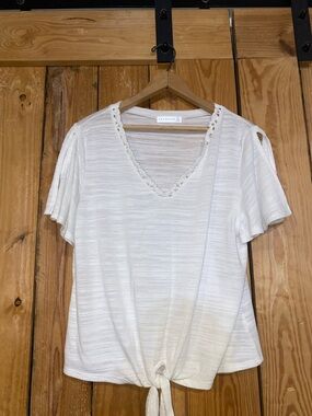 White V‑Neck Tie‑Front Short Sleeve Top with Braided Trim